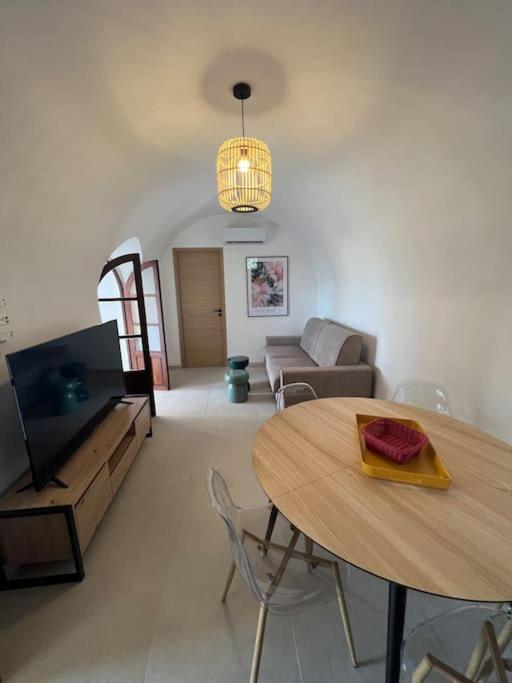 Authentique Vue Montagnes Avec Grand Patio Et Jacuzzi Chauffe Santa-Reparata-di-Balagna